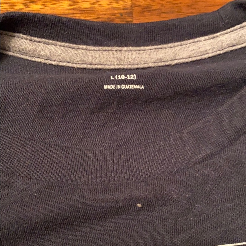 navy blue graphic tee - Picture 2 of 3